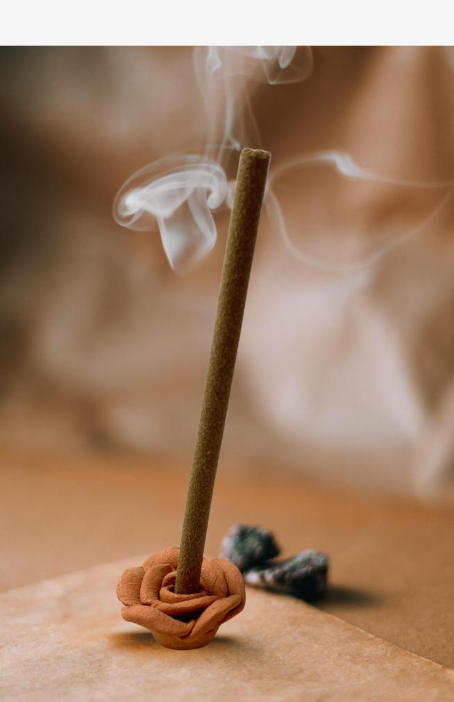 Clay Rose incense brner