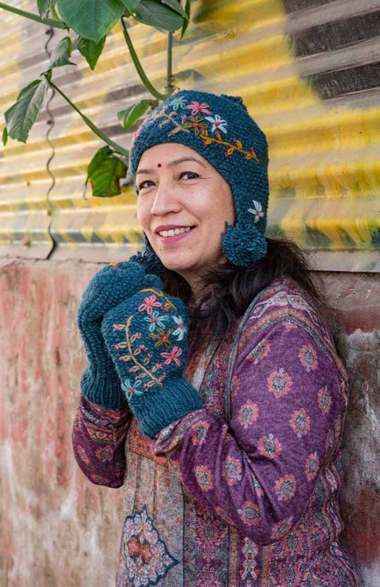 Moss Stitch Wool Hat with Earflap