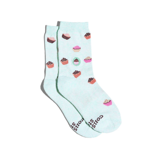 Kids Socks that Provide Meals (Blue Cupcakes): Preschool