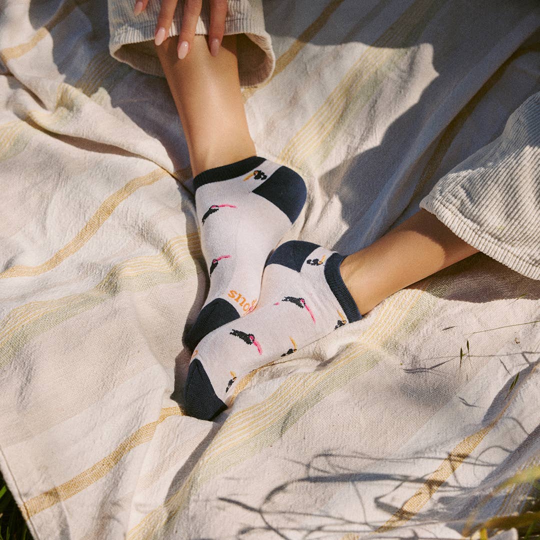 Adult Ankle Socks that Protect Toucans