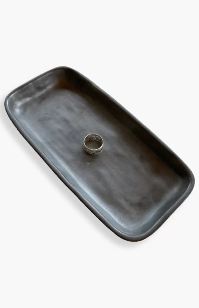 Black Salt Jewelry Plate