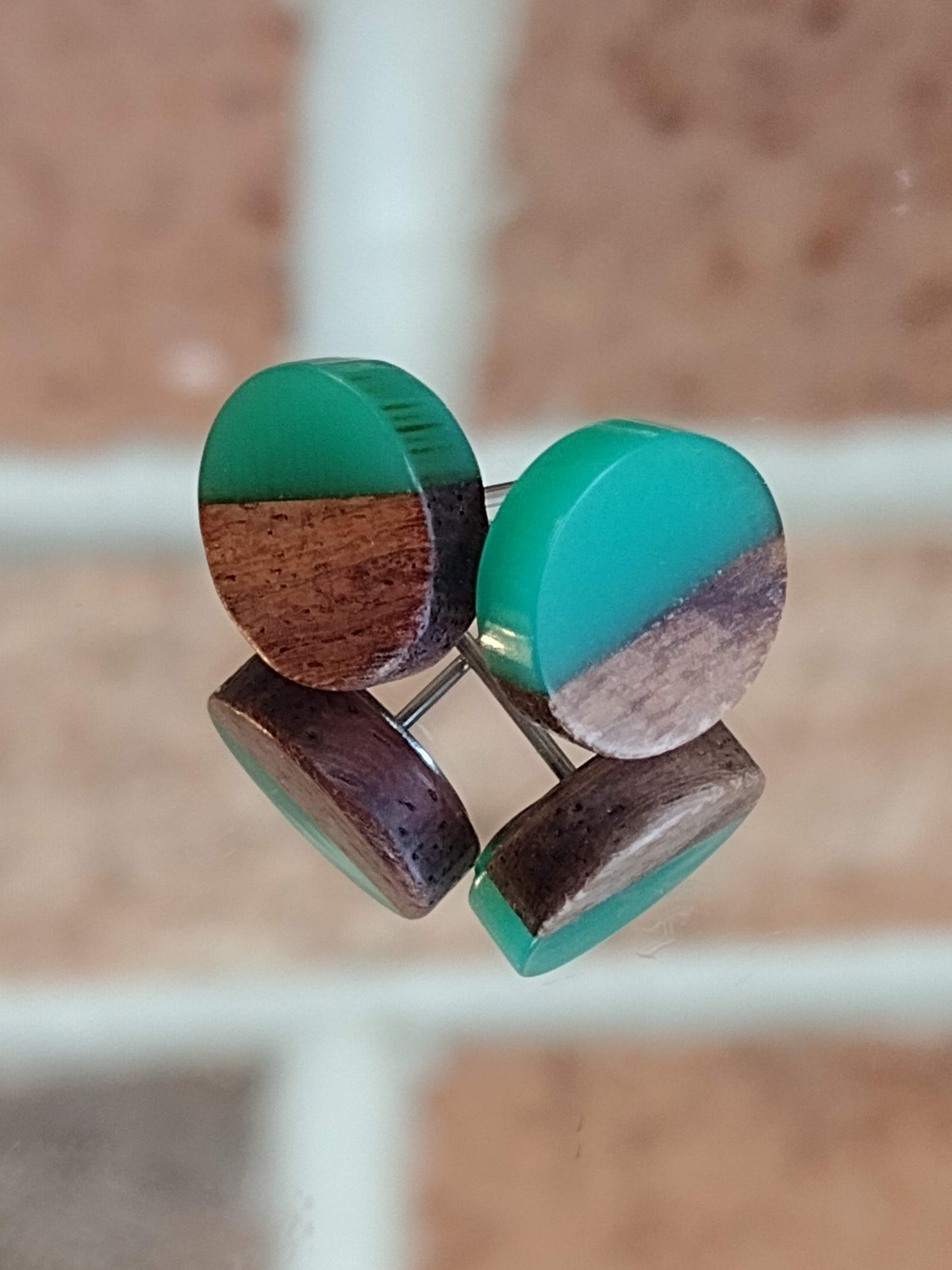 Green w/ wood