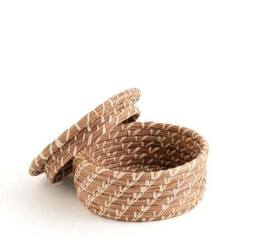 Pine Needle Victoria Basket