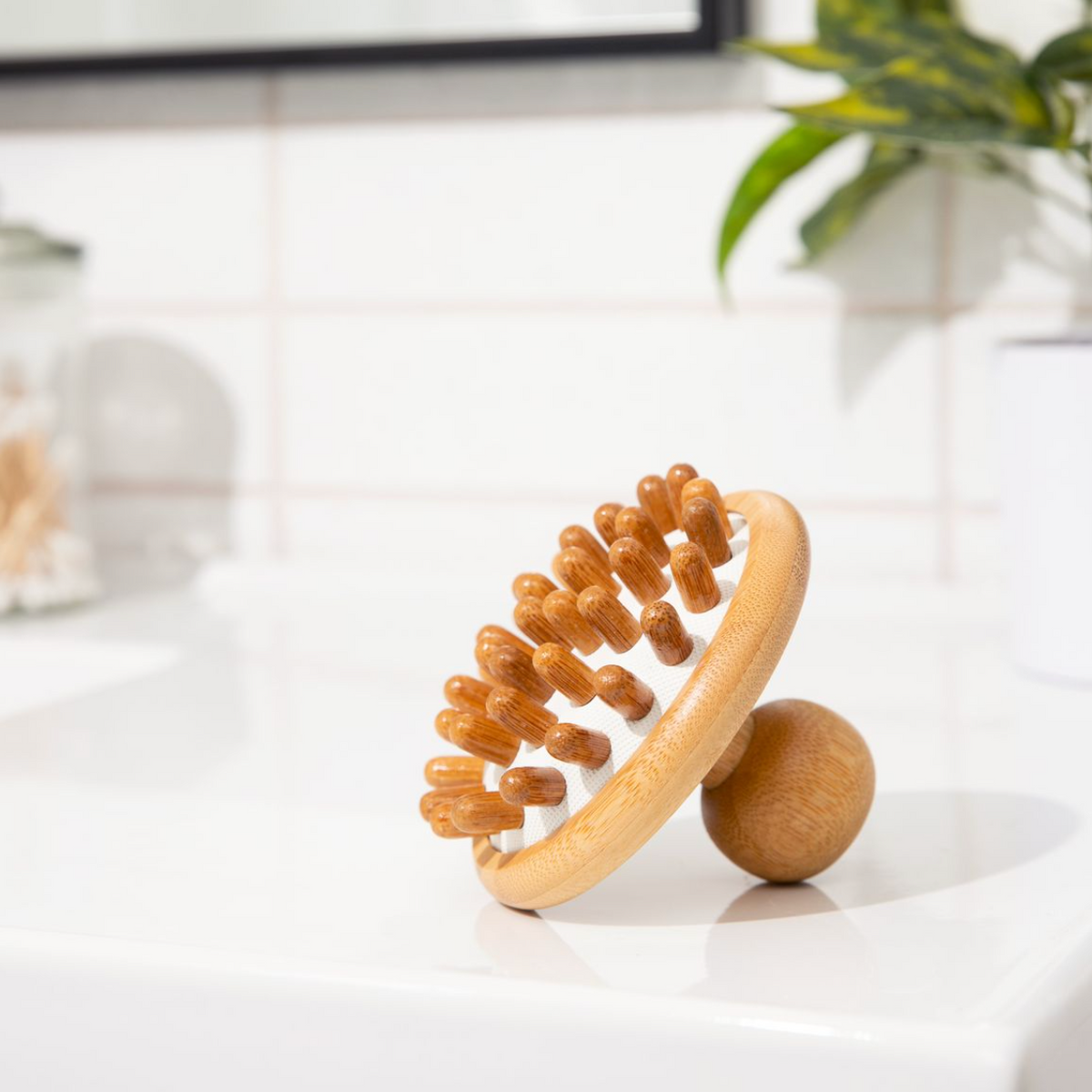 Bamboo Stimulating Scalp Massager