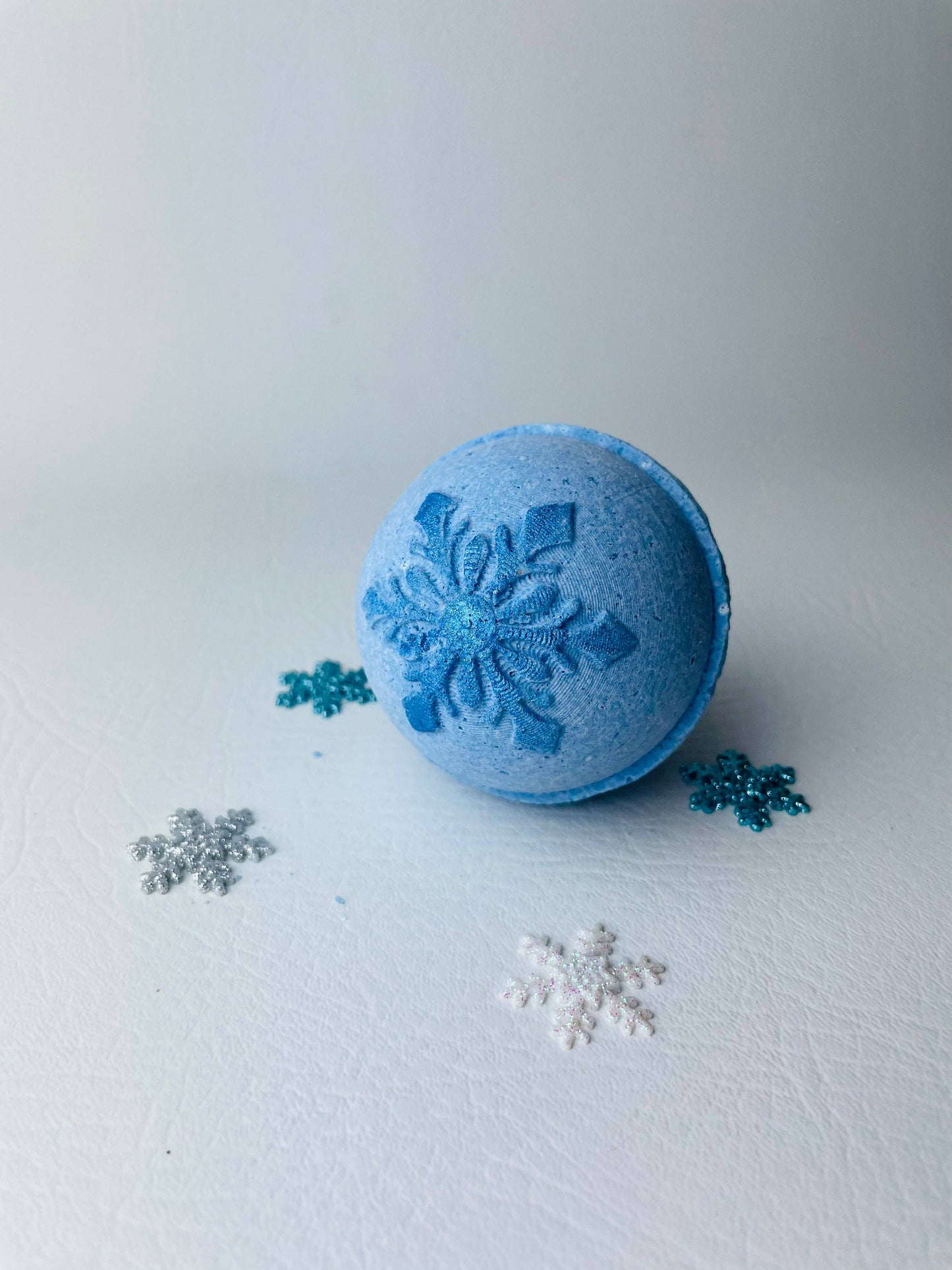 Sparkling Snowflakes Bath Bomb