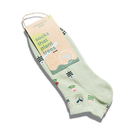 Ankle Socks that Plant Trees (Green Tulips): Medium