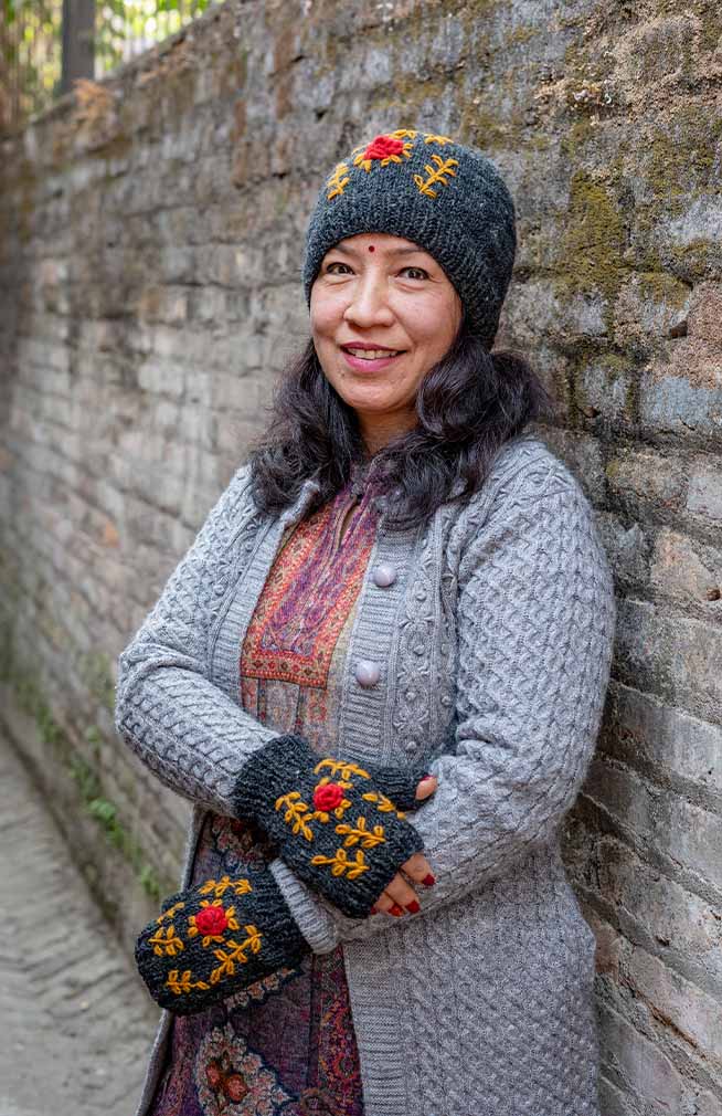 Charcoal Grey Red Rose Embroidery Fingerless Gloves