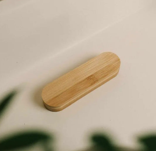 Reusable Bamboo Earbuds with Magnetic Case