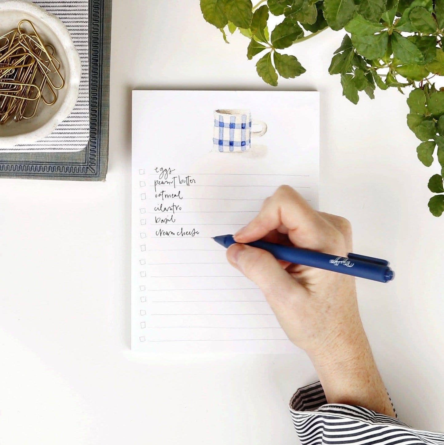 Everyday checklist notepad: Hydrangea bouquet
