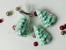 Load image into Gallery viewer, Christmas Tree Shower Steamer Set
