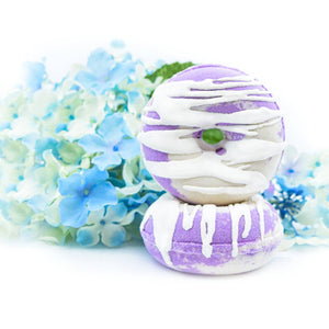 Black Raspberry Vanilla | Donut Shaped Bath Bomb