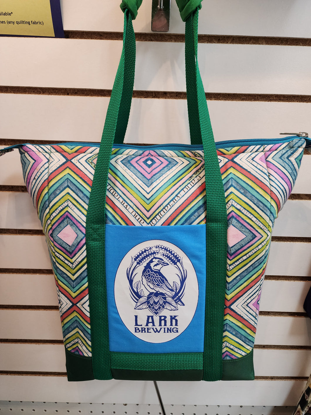 Insulated tote bag