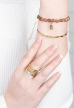 Load image into Gallery viewer, Glimmer Agate Stretch Bracelet in Auburn
