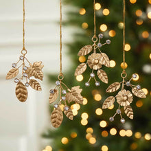 Load image into Gallery viewer, Gildani Leaves Ornament
