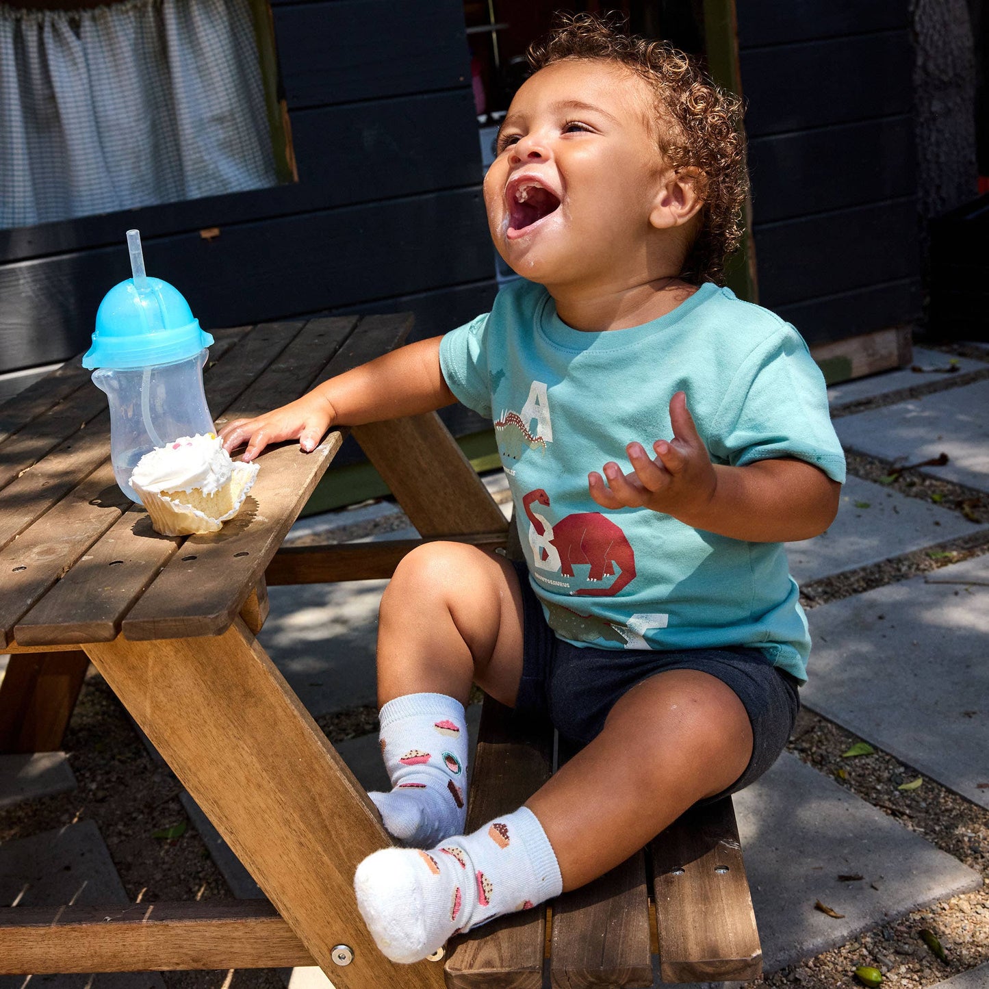 Kids Socks that Provide Meals (Blue Cupcakes): Youth