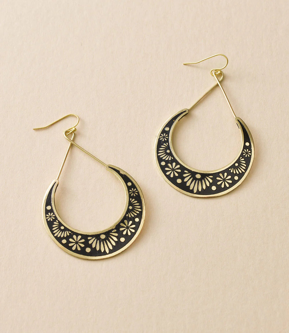 Earrings Nisha Crescent Moon Hoop