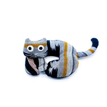 Load image into Gallery viewer, Heatable Spiced Cat Trivet
