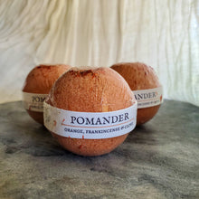 Load image into Gallery viewer, Pomander | Natural Bath Bomb
