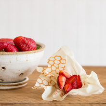 Load image into Gallery viewer, Single Medium Wrap - Honeycomb
