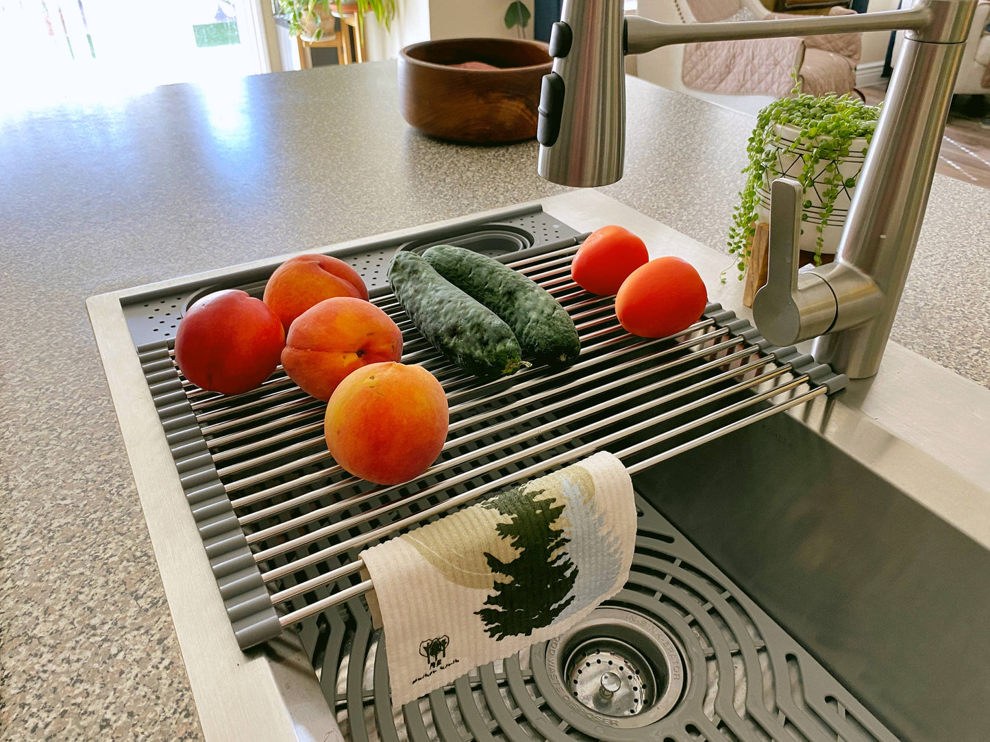 Roll up Silicone & Steel Dish Drying Rack: Black