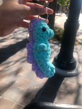 Load image into Gallery viewer, Seahorse Keychain
