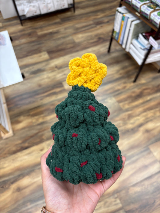 K Large Christmas Tree