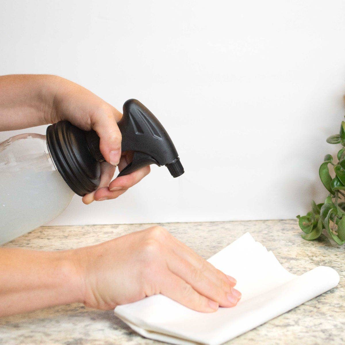 Mason Jar Spray Lid, adaptor - Black