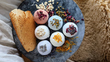 Load image into Gallery viewer, Refresh | Natural Bath Bomb
