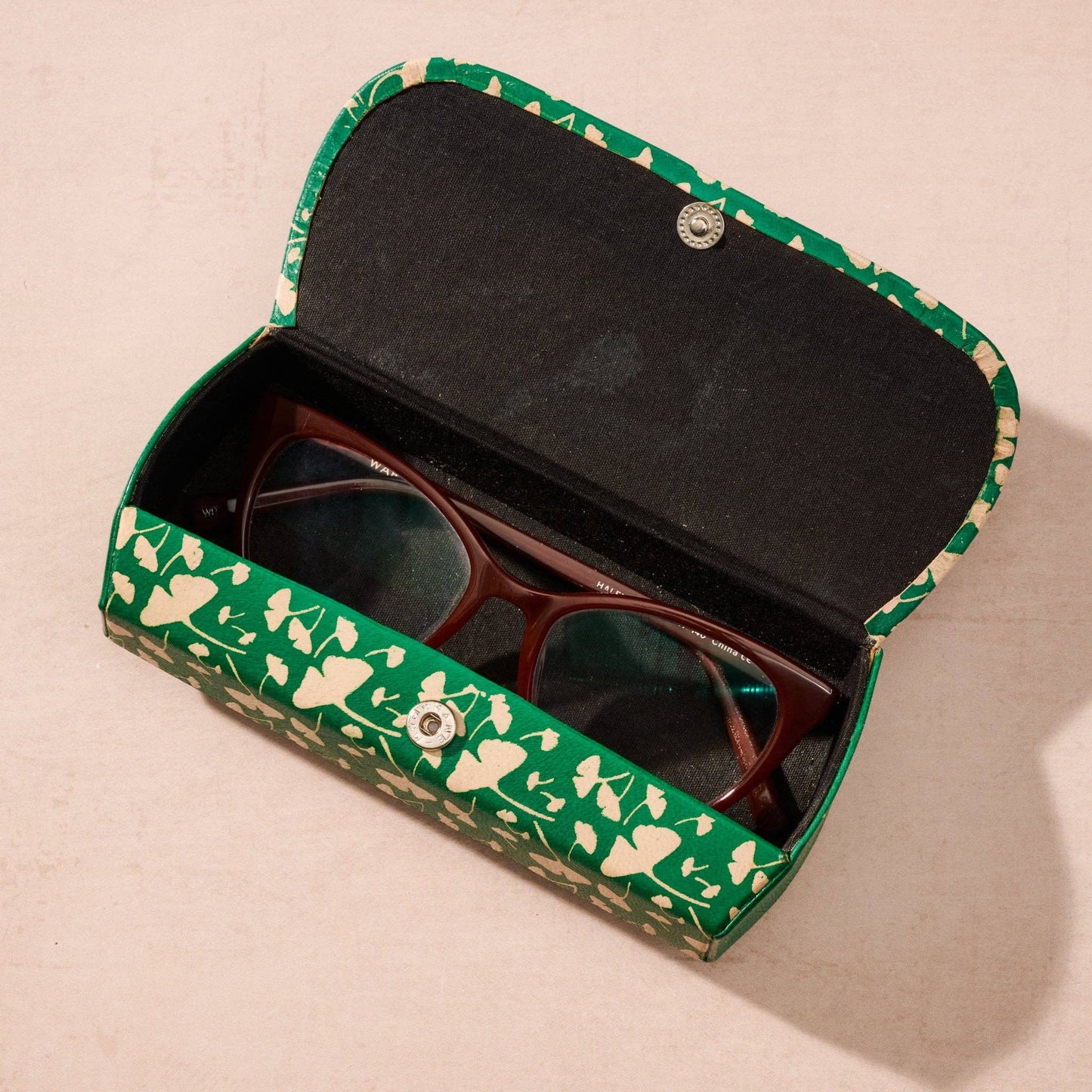 Grina Lotus Glasses Case