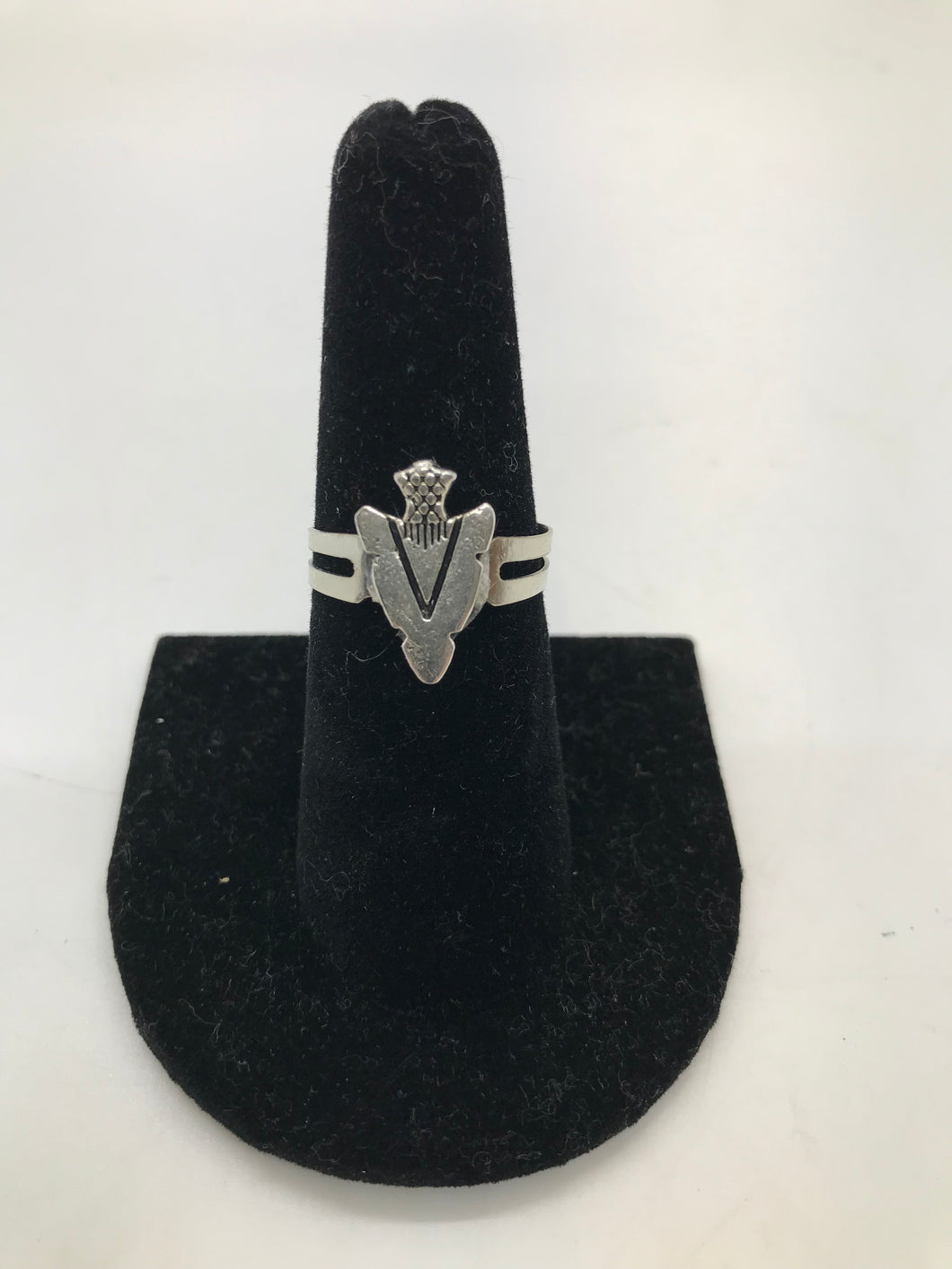 Liza Paizis Arrow Ring