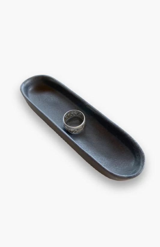 Black Salt Jewelry Plate