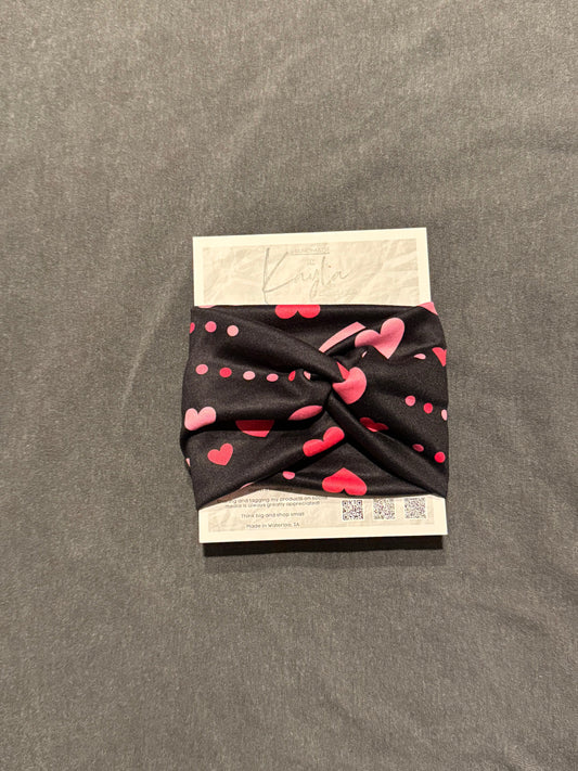 Black w/ hearts and dots headband