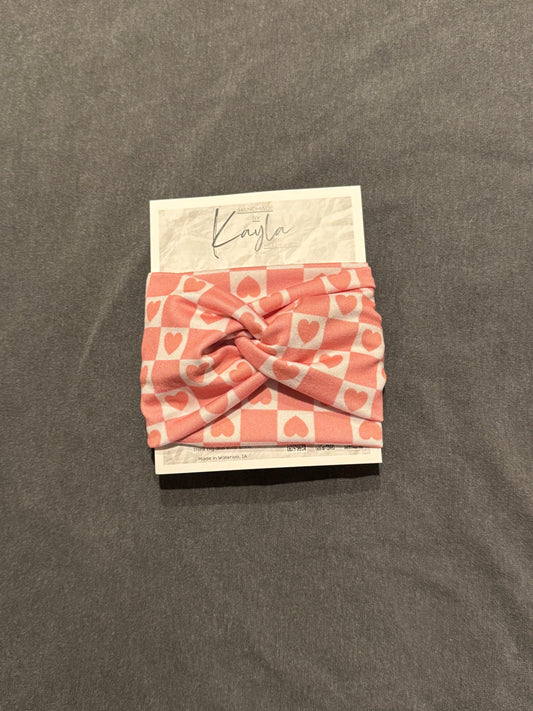 Checkered heart headband