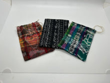 Load image into Gallery viewer, Small fabric bag

