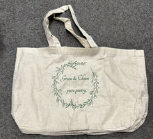 Load image into Gallery viewer, Hemp Tote - Motif
