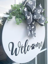 Load image into Gallery viewer, Welcome Paw Print Door Hanger

