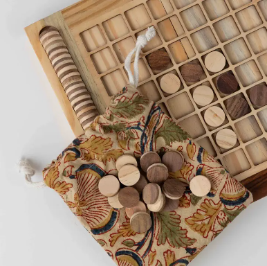Handcarved Wood Reversi Game