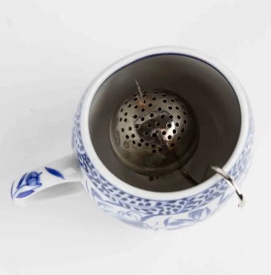 Billee Standing Cat Tea Ball Infuser
