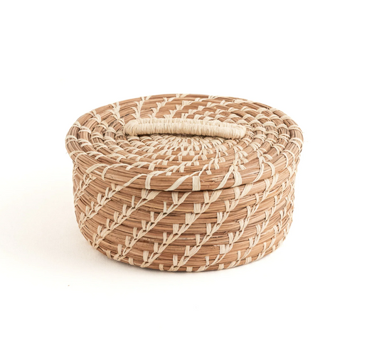 Pine Needle Victoria Basket