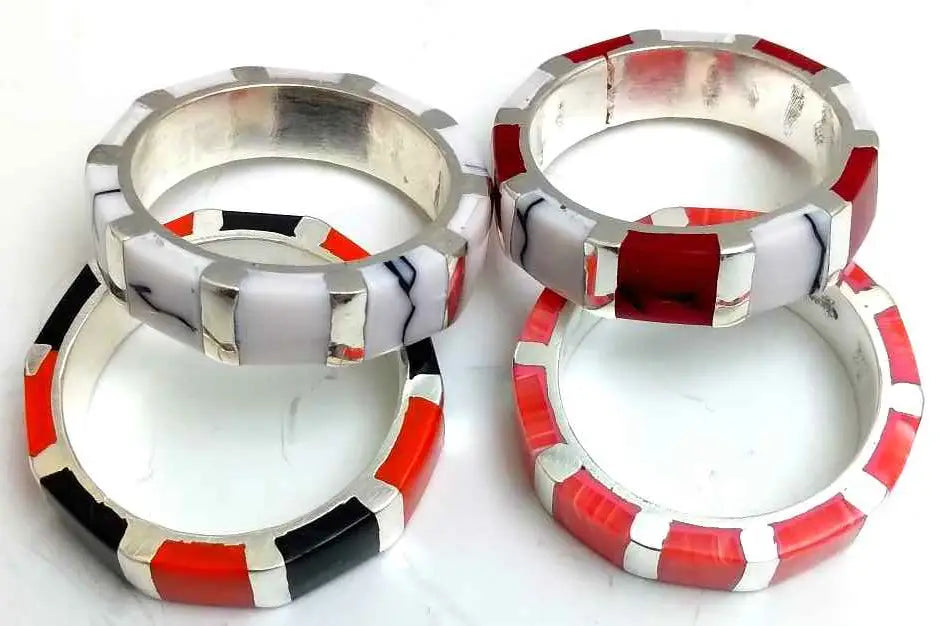 Unbroken Chain Stone inlaid Ring