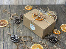 Load image into Gallery viewer, Rustic Spa Gift Set
