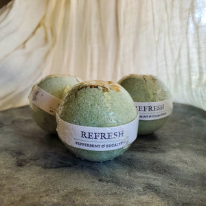 Refresh | Natural Bath Bomb