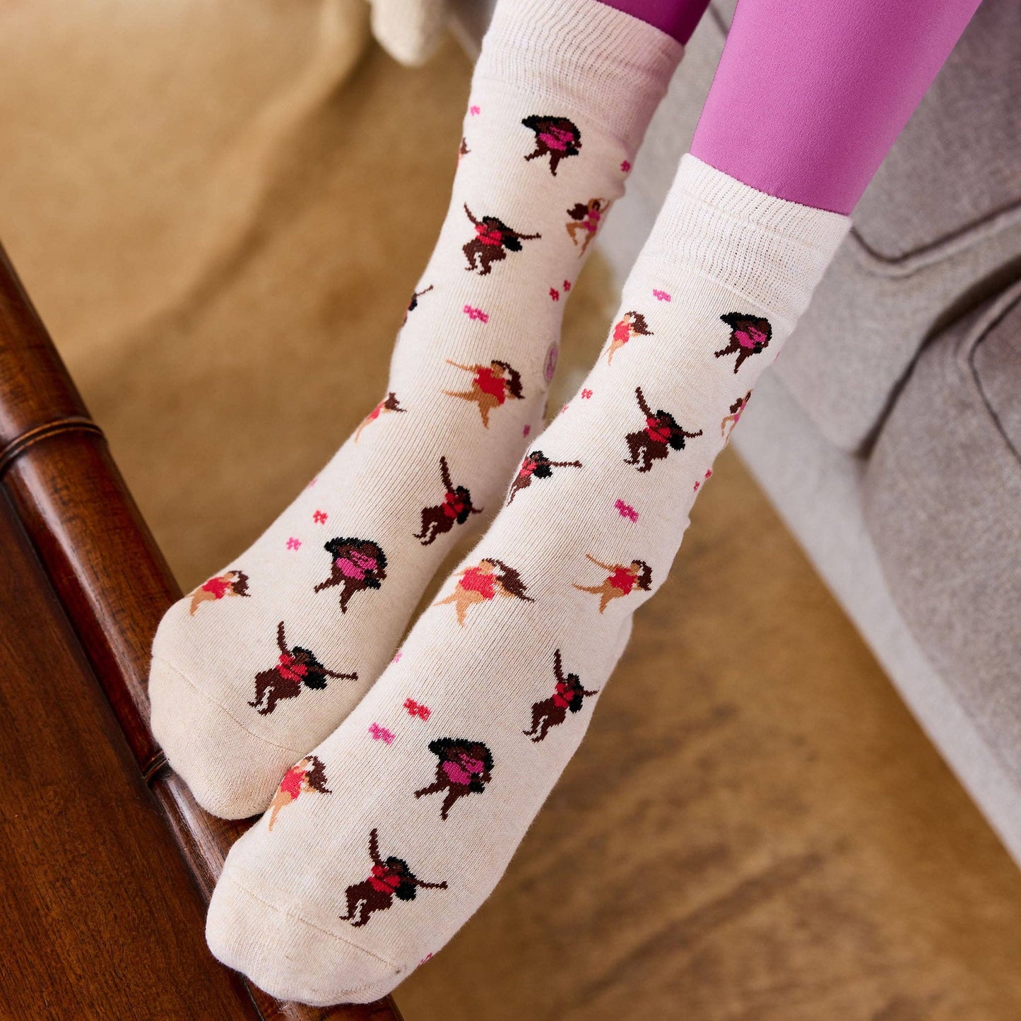 Socks that Support Self-Checks (Beige Women): Small