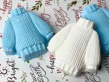 Load image into Gallery viewer, Cozy Sweater Bath Bomb - White
