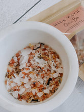 Load image into Gallery viewer, Queen Bee with Magnesium Flakes | Coconut Milk &amp; Salt Blends
