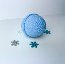 Load image into Gallery viewer, Sparkling Snowflakes Bath Bomb
