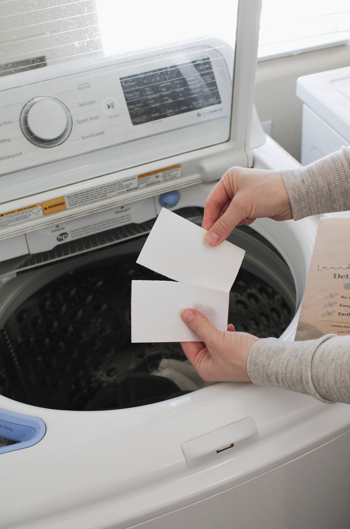 Laundry Detergent Sheets: 60 Loads - Ocean Breeze