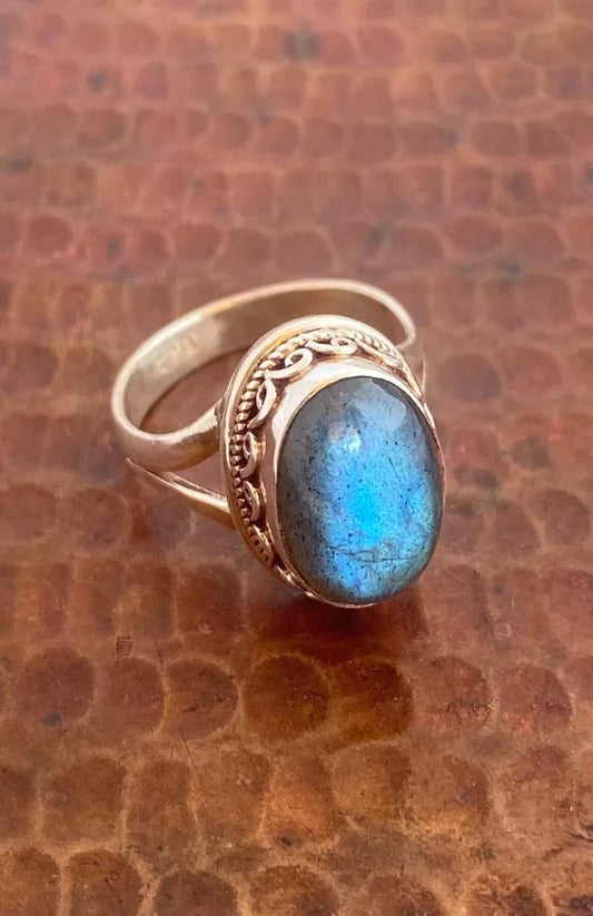 Labradorite Sterling Silver Ring
