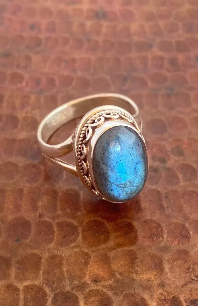 Labradorite Sterling Silver Ring