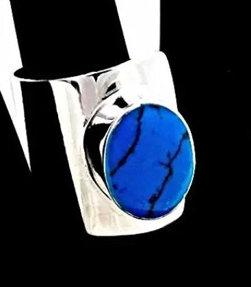 Vogue Stone inlaid Silver Rings